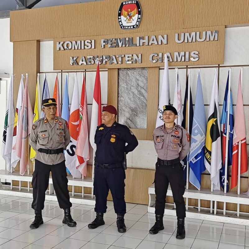 Satgas Preventif Presisi Polres Ciamis Bersiaga dan Amankan Proses Tahapan Pilkada di KPU