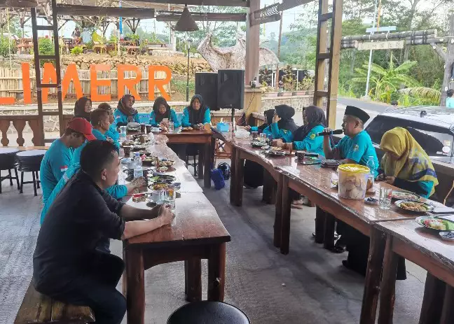 Komunitas Kuningan Nusantara