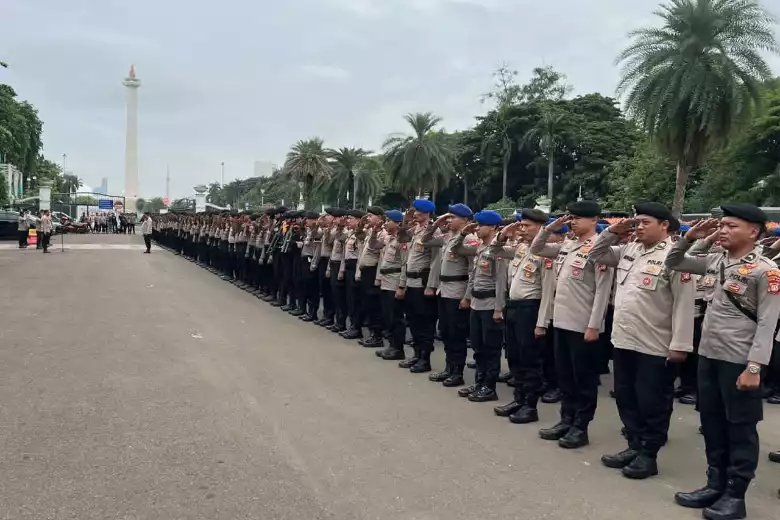 Unjuk Rasa di Monas