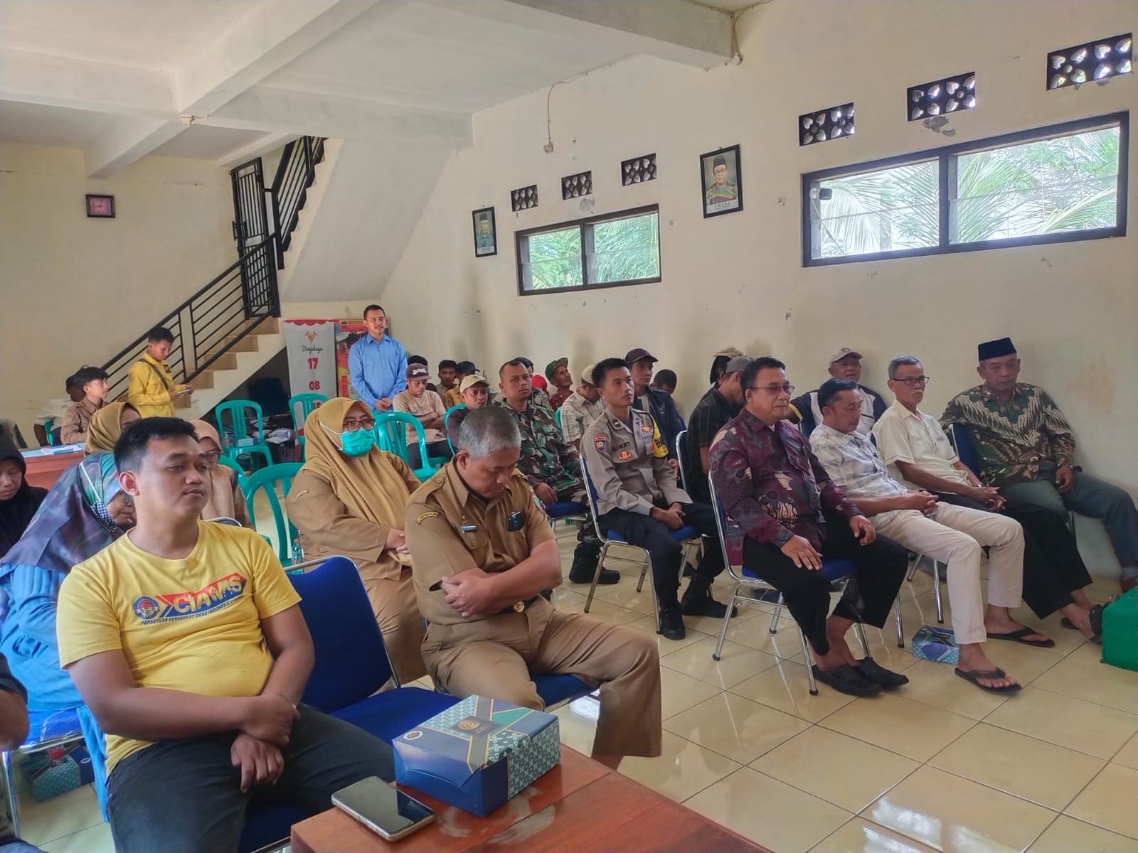 Polsek Cisaga Hadiri Reses DPRD, Perkuat Sinergi dan Sampaikan Pesan Kamtibmas kepada Masyarakat