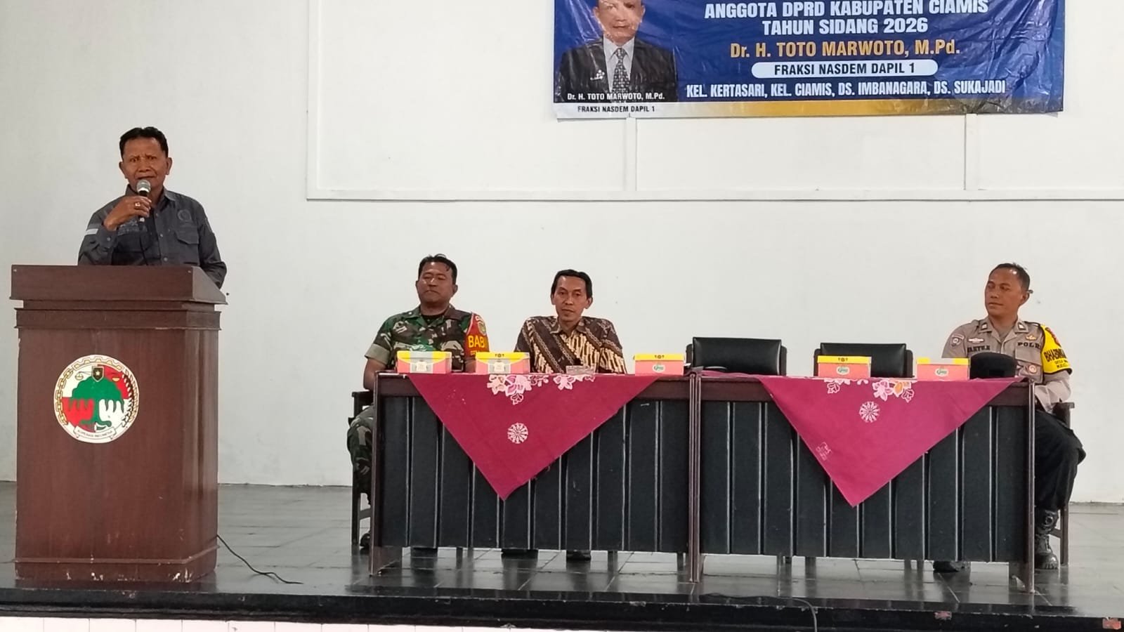 Polsek Ciamis Kawal Reses DPRD di Imbanagara, Polri Pastikan Aspirasi Masyarakat Berjalan Aman dan Kondusif
